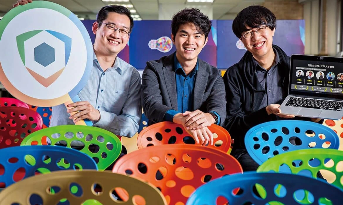 用 AI 創業打造 ESG 大數據資料庫